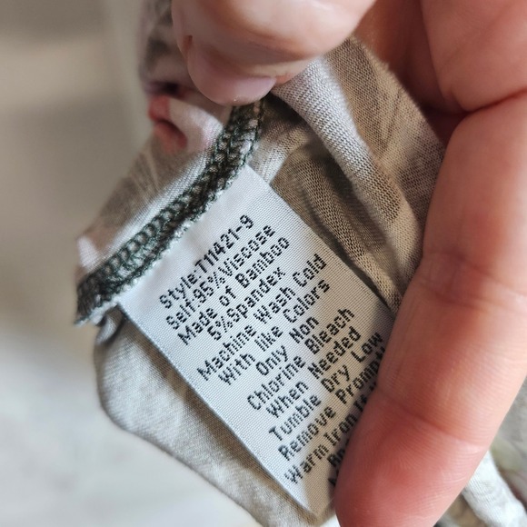 JOHNNY WAS LOS ANGELES Womens XS Long Sleeve Cranes Floral Print Bamboo Viscose - Picture 7 of 9